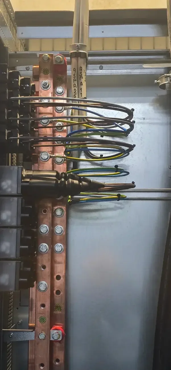 LV main switchboard - Main switchboard
