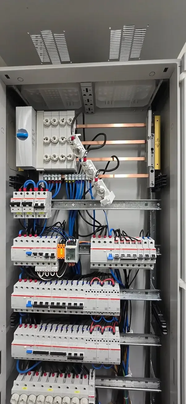 Sub-distribution board - Sub-distribution